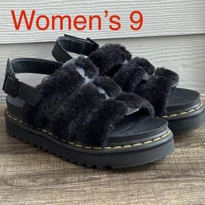 Yelena Fluffy Dr. Martens Black faux fur sandals #fauxfur #sandals size 9